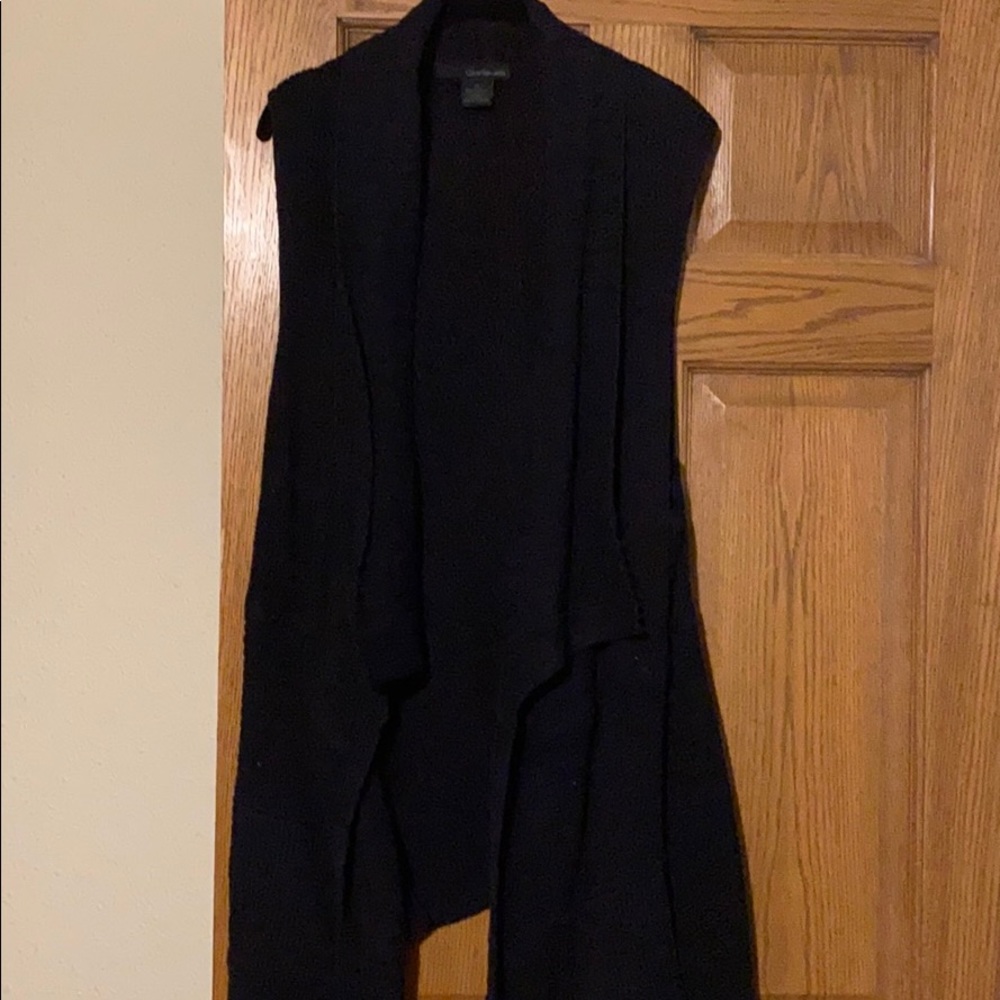 Sweater vest